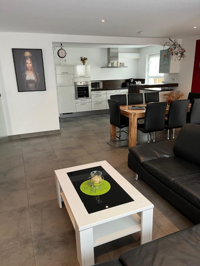 Apartment Frank - Bis Zu 3 Schlafzimmer روست المظهر الخارجي الصورة