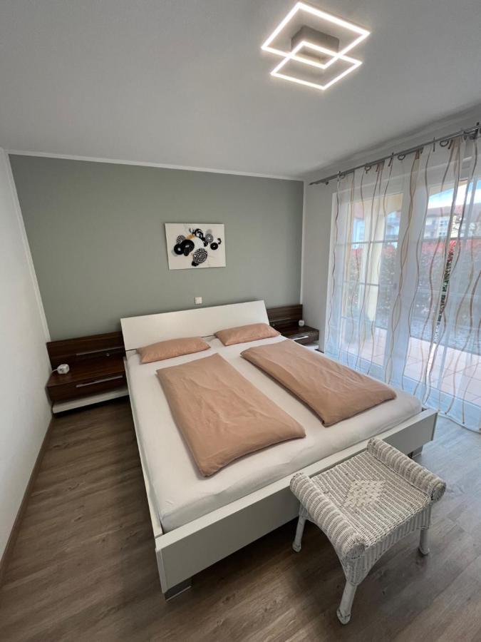 Apartment Frank - Bis Zu 3 Schlafzimmer روست المظهر الخارجي الصورة