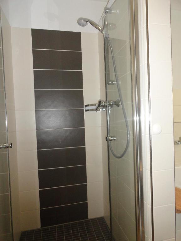 Apartment Frank - Bis Zu 3 Schlafzimmer روست الغرفة الصورة