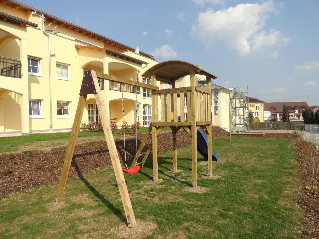 Apartment Frank - Bis Zu 3 Schlafzimmer روست المظهر الخارجي الصورة