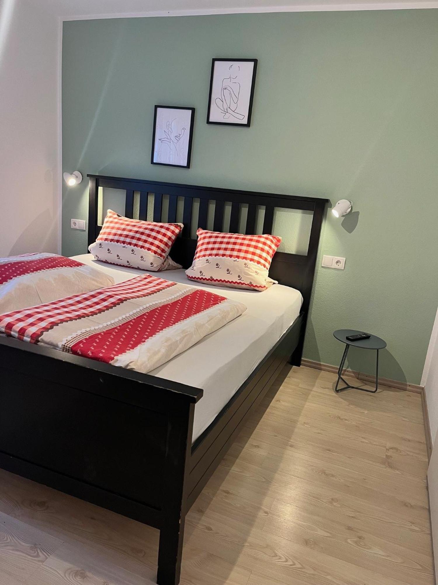 Apartment Frank - Bis Zu 3 Schlafzimmer روست المظهر الخارجي الصورة