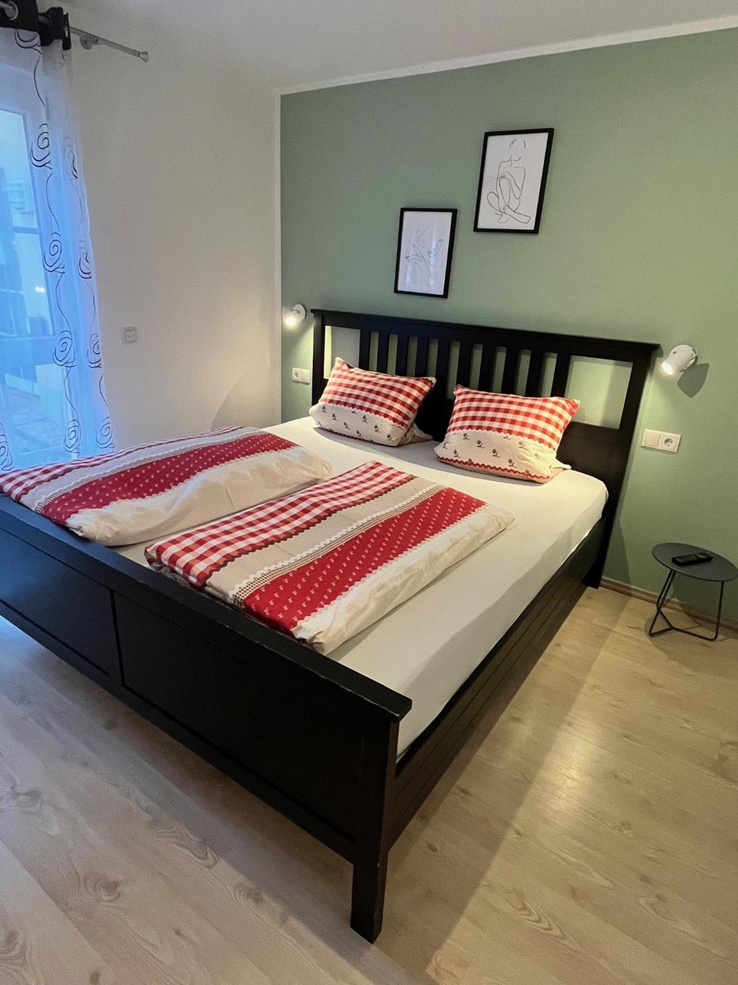 Apartment Frank - Bis Zu 3 Schlafzimmer روست المظهر الخارجي الصورة