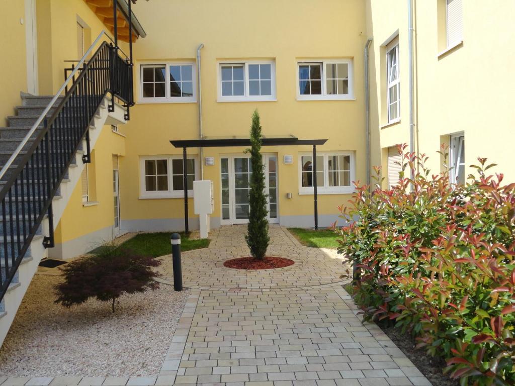 Apartment Frank - Bis Zu 3 Schlafzimmer روست المظهر الخارجي الصورة